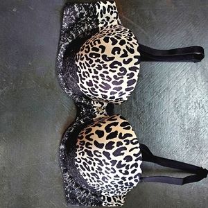 2/$15 Bra 36C sexy lined black and white